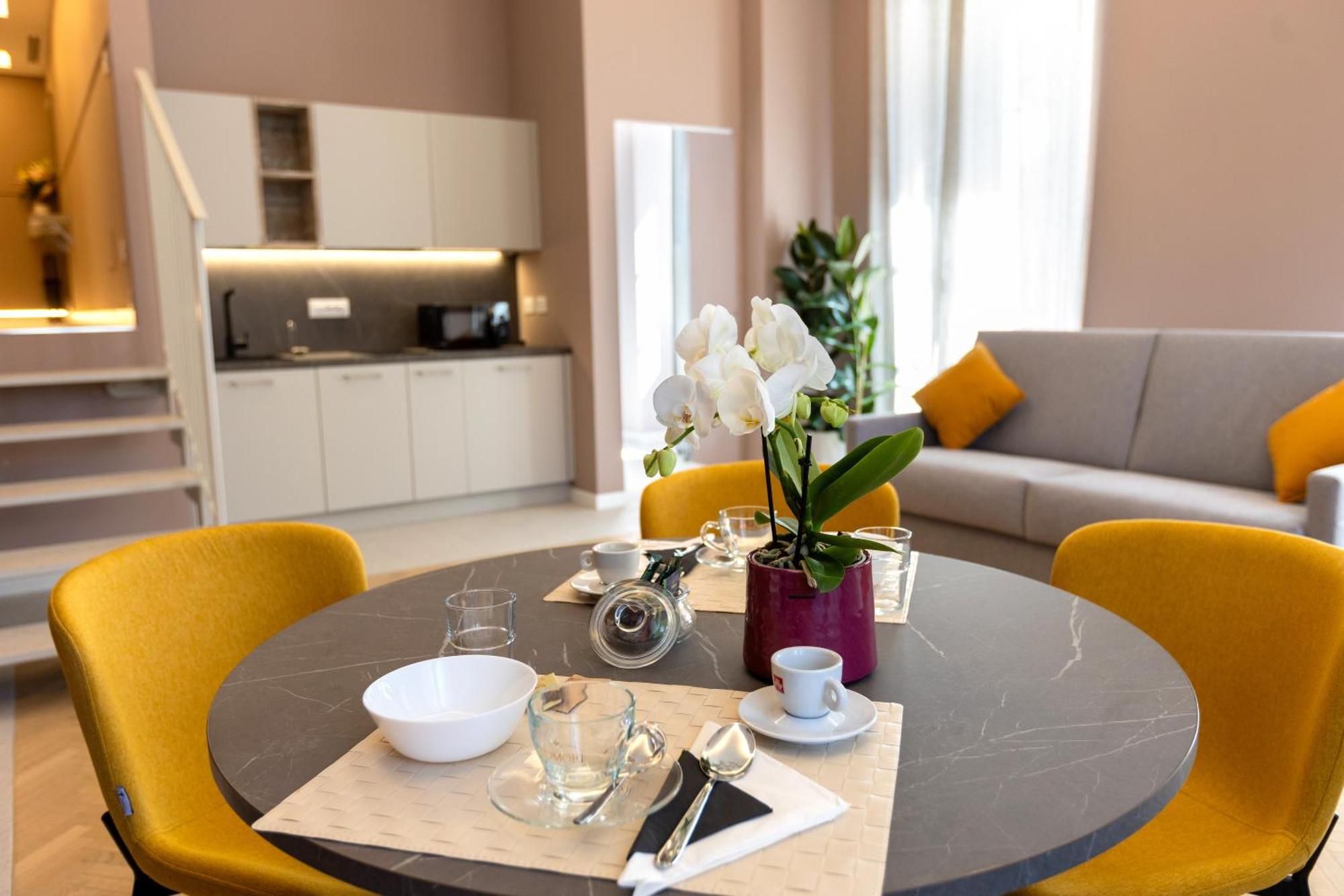 Teatro Romano Exclusive Suites Trieste Exterior photo